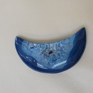 Blue agate moon